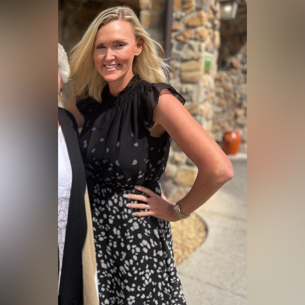 DKNY Women’s Printed Belted Ruffled Midi Dress 6